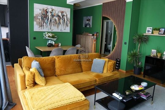 Đeram pijaca, Zvezdara ID#8077