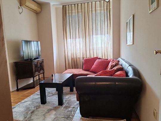 Đeram, 2.0 stan, novija zgrada, garaža, ID 7977