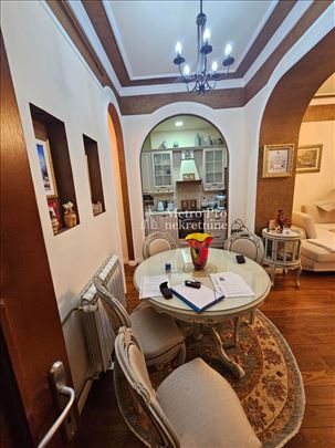 Salonski stan u Nušićevoj, 43m2+7m2, Terazije