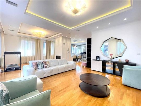 Ekskluzivni luksuzni penthaus za izdavanje – Oaza