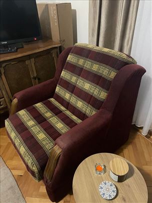 Fotelja sa sandukom, puno drvo TOP STANjE