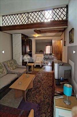 Izdaje se jednosoban stan