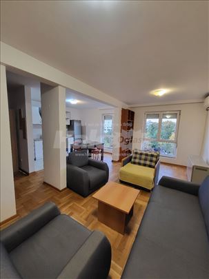 Izdajem namesten stan u naselju Brace Jerkovic