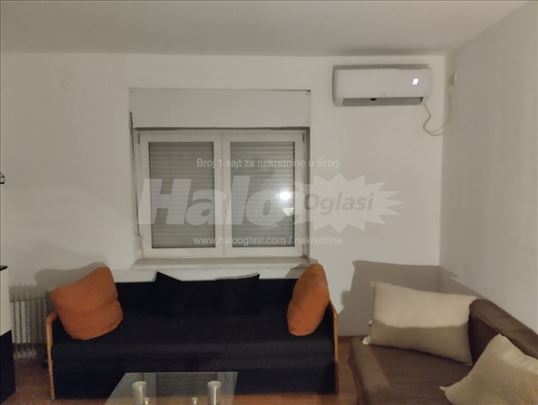 Jednosoban stan u centru Zemuna cara Dusana 144