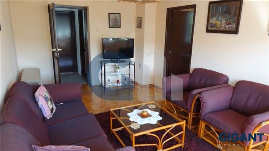 Karaburma-S.Aljendea, 66m2, III, ta,  