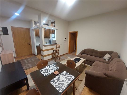 Novogradnja, Hilandarska ulica