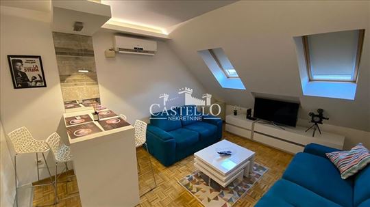 Savski venac - Uknjižen stan sa parking mestom