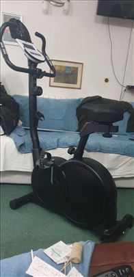 Sobni bicikl Crane Sport kao nov novi model