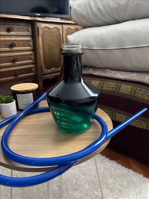 Staklena baza za nargilu i silikonsko crevo