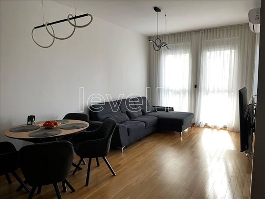 Stan,Novi Sad,Sajam,kv: 67.00, € 214400