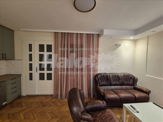 Svetog Save,Hram, Slavija, Dve spavaće