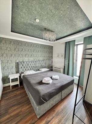 Zemun 40m2, Slavonska