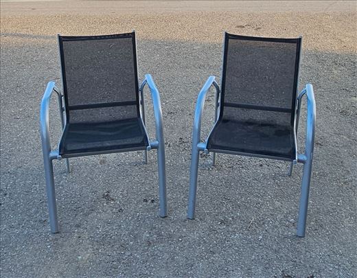 Baštenske stolice sa rukonaslonima – 2 komada