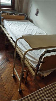 БОЛНИЧКИ КРЕВЕТИ – ГОТОВО НОВИ, ПОКЛАЊАМ
