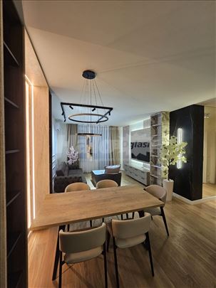 BW SENSA 80m² Luxury Apartment with Garage | Belgr