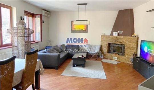 Donji grad,161m2,salonac,duplex,renoviran,namešten