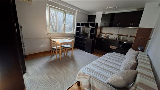 Garsonjera,Dorcol,Stari Grad