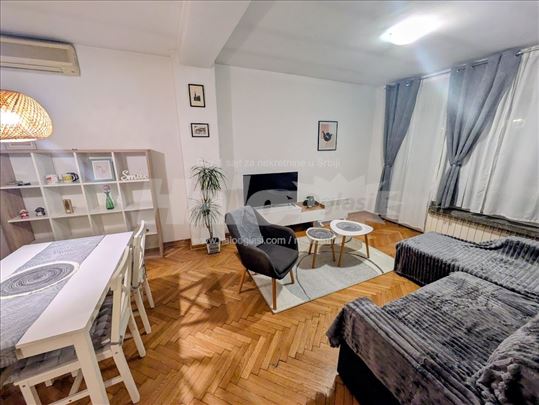 Dvosoban namešten stan 47 m2