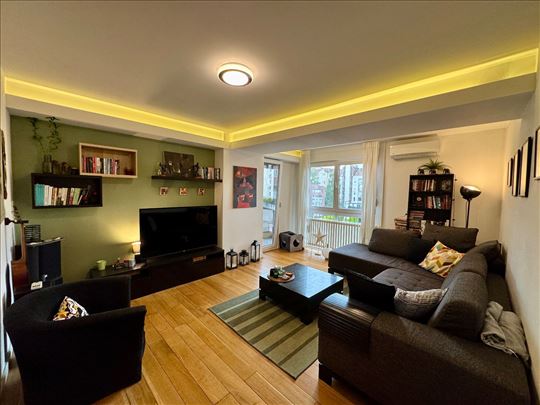 Fenomenalan stan, odlična lokacija