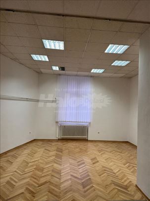 Izdajem lokal u centru Savamala