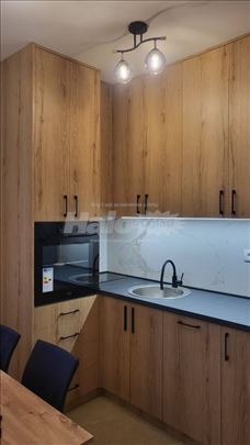 Izdavanje stana Surcin