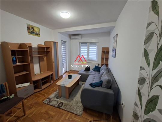 Jednoiposoban stan - 42m2 - Sajam 