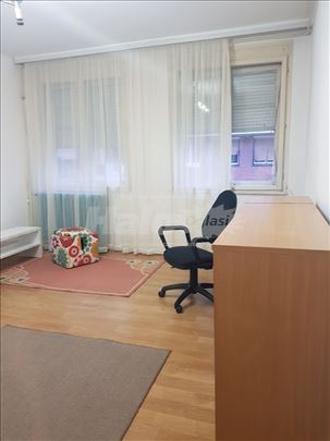 Karaburma,kodM.Gregoran,dvo(ipo)soban,polunamešten