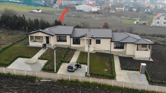 Kuća 103 m² – Lipovačke šume, blizina Ibarske 