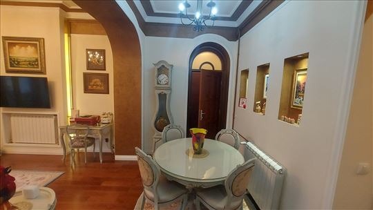 Nušićeva, Terazije – cena fiksna