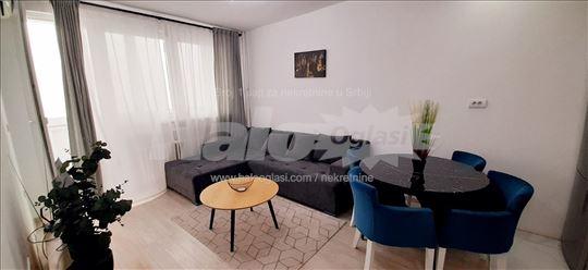 Odličan stan,mogućnost zakupa do 3 meseca