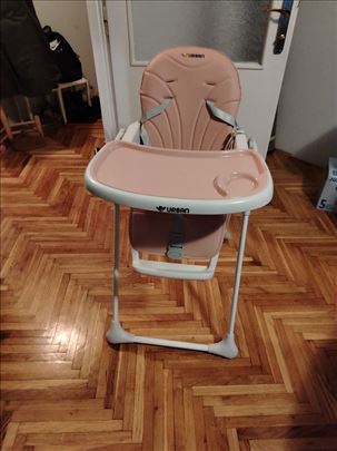 Odlična hranilica malo koriscena