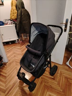 Odlična Urban kolica malo koriscena