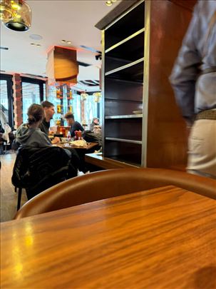 Prodajem kuhinjski lift