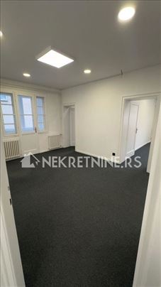 Radoja Domanovića,pogodan za pp,4 kancelarije ID#1