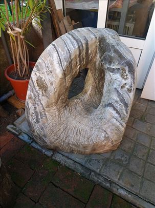 Skulptura od oniksa 'Sveto trojstvo'