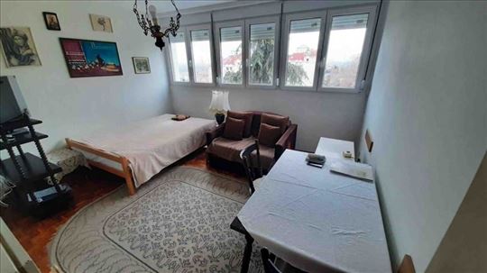 Banovo brdo, 1.0 namešten ID#86467