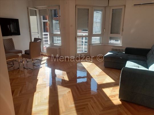 Crveni krst 2.0 CG 57m2 Lift 3/6 terasa, namešten