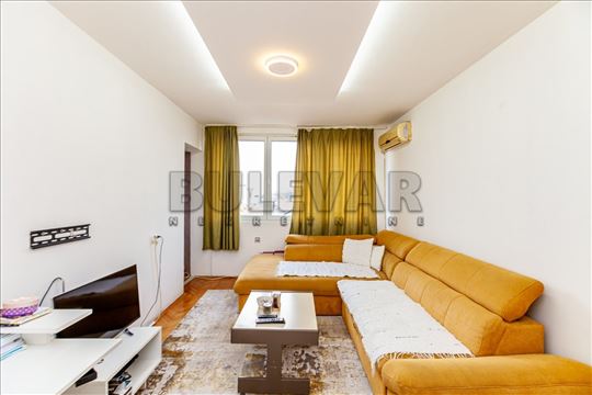 Dvosoban stan na Margeru