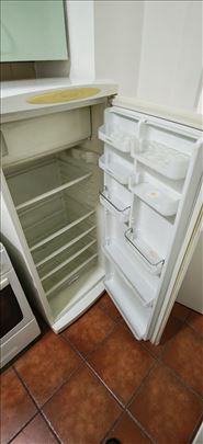 Frizider sa mini zamrzivacem GORENJE