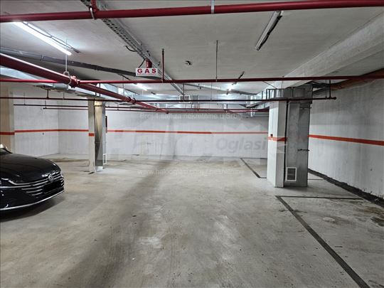 Garažno mesto, Koste Jovanovića, Voždovac