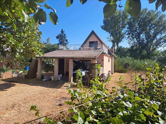 Gardinovci kuća 54m2 sa placem 19ari HITNO!