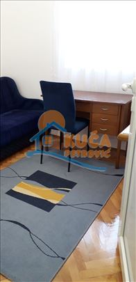 Izdaje se odličan stan u centru Niša, 37m2