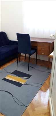 Izdaje se odličan stan u centru Niša, 37m2