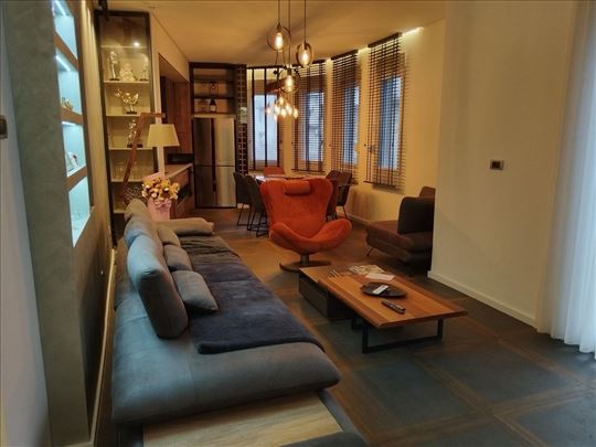 Izdajemo četvorosoban stan, Kalenic Pijaca, 90m²