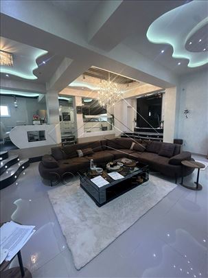 Luksuzna kuća 340,10m2 na 4 ara placa