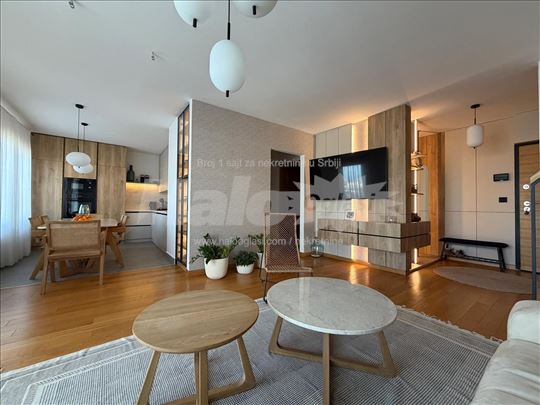 Luksuzni duplex–autorski stan arhitekte 117,21 m²