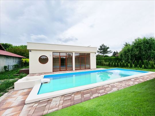 LUX Vila, Bazen, Plac 10a, Moze kredit