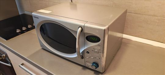 Mikrotalasna Samsung CE2777N