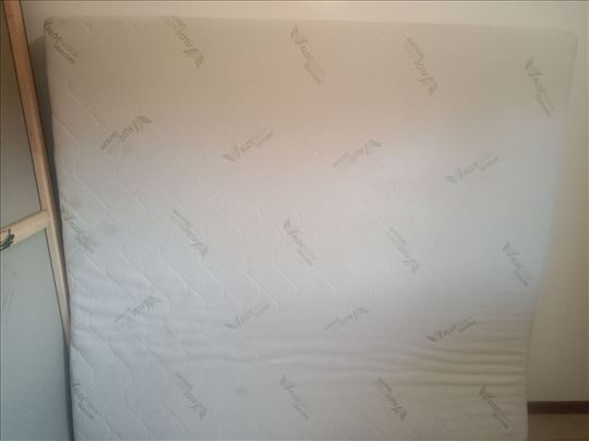 Na prodaju Aloe Vera Skin Care dusek