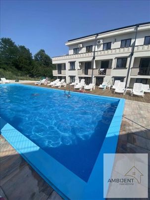 Na prodaju apartman sa bazenom u Vrnjačkoj Banji –